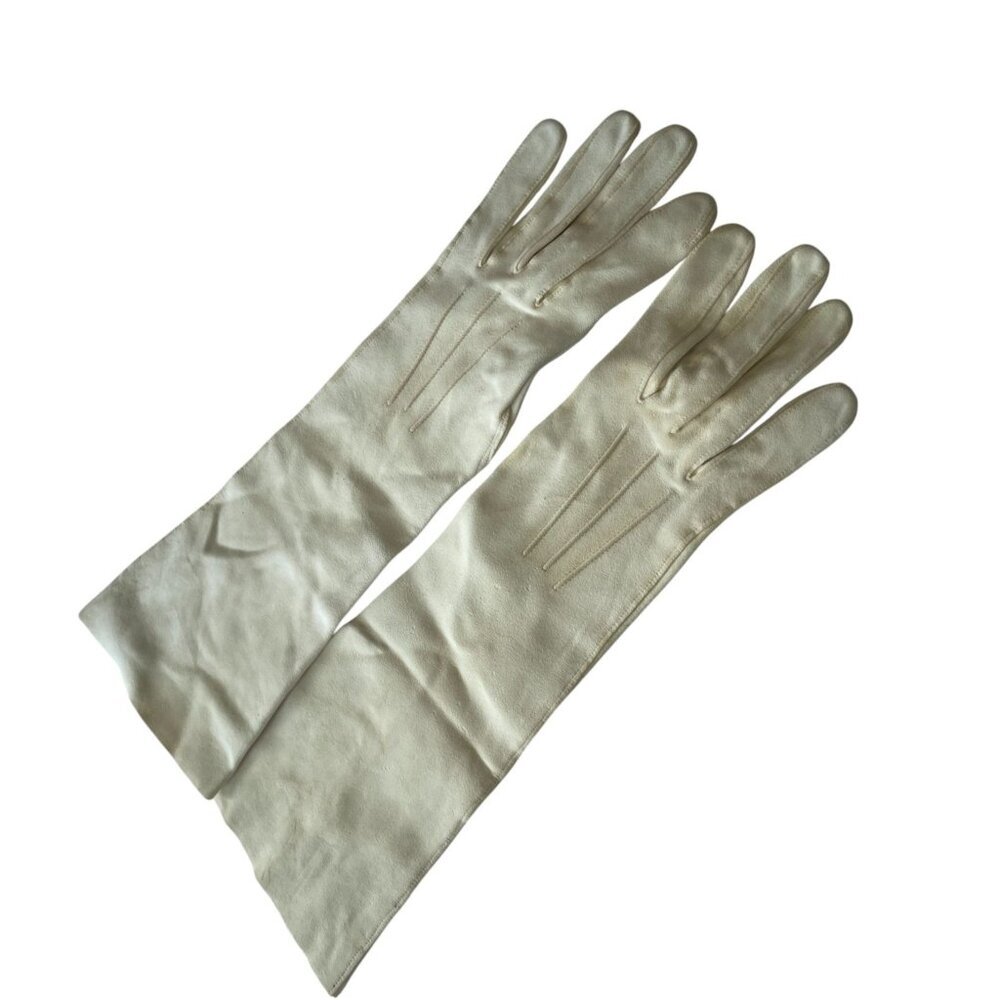 Vintage 1960's Kislav Marshall Fields Soft Off White Opera Gloves - Picture 2 of 12